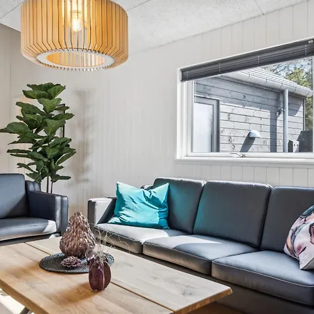 Holiday Hylleborg - 500m From The Sea By Interhome *